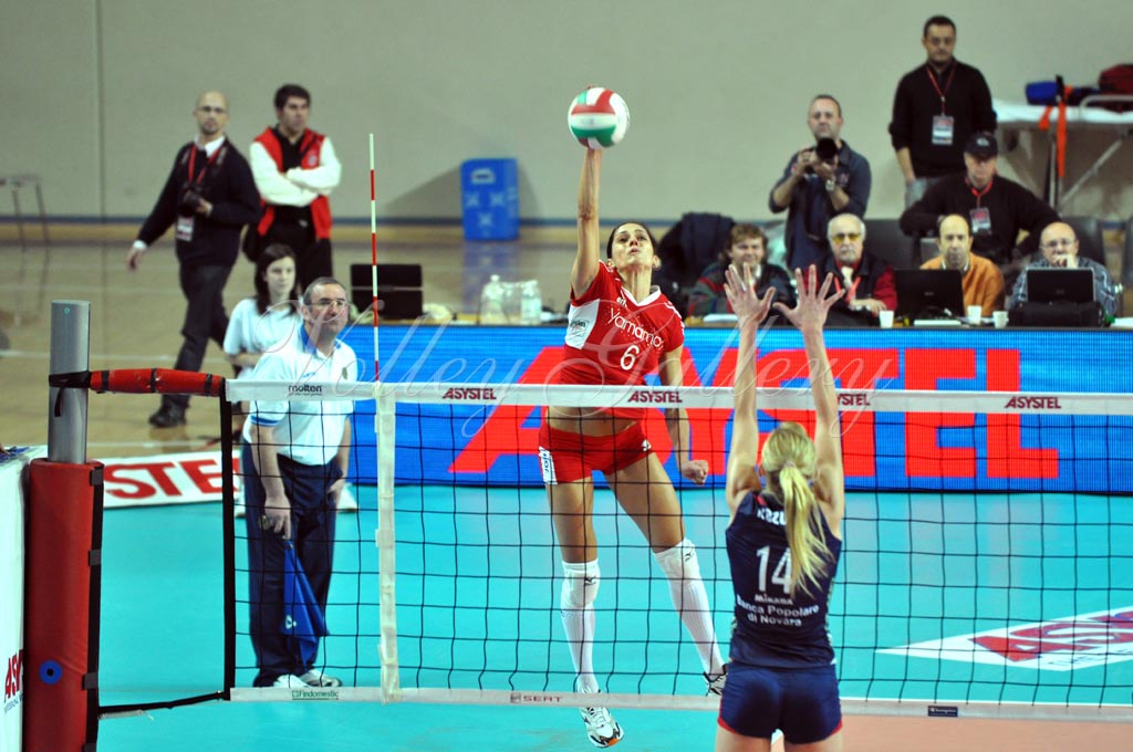 Asystel NO Yamamay (18)